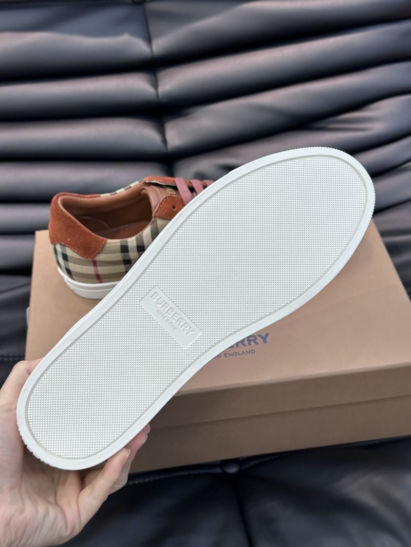 Burberry Low Shoes